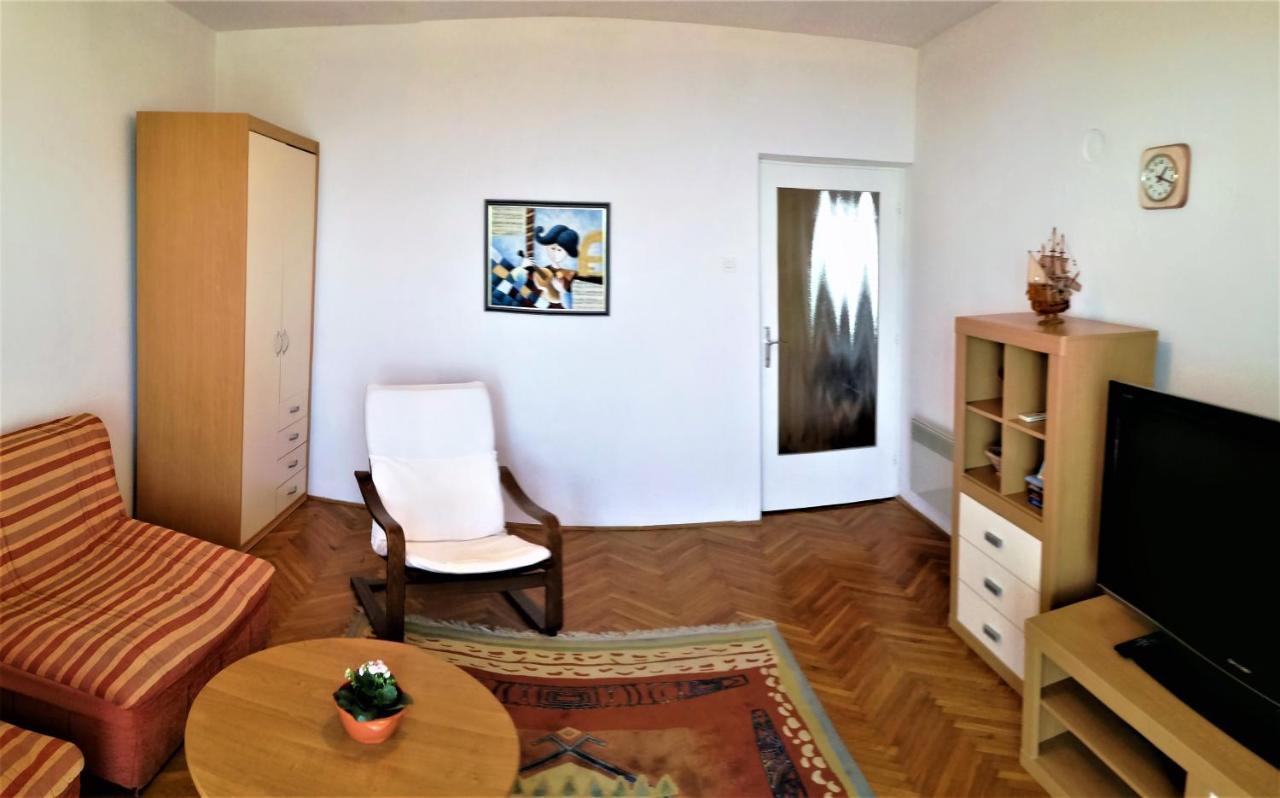 Leona Apartment Lovran Exterior photo